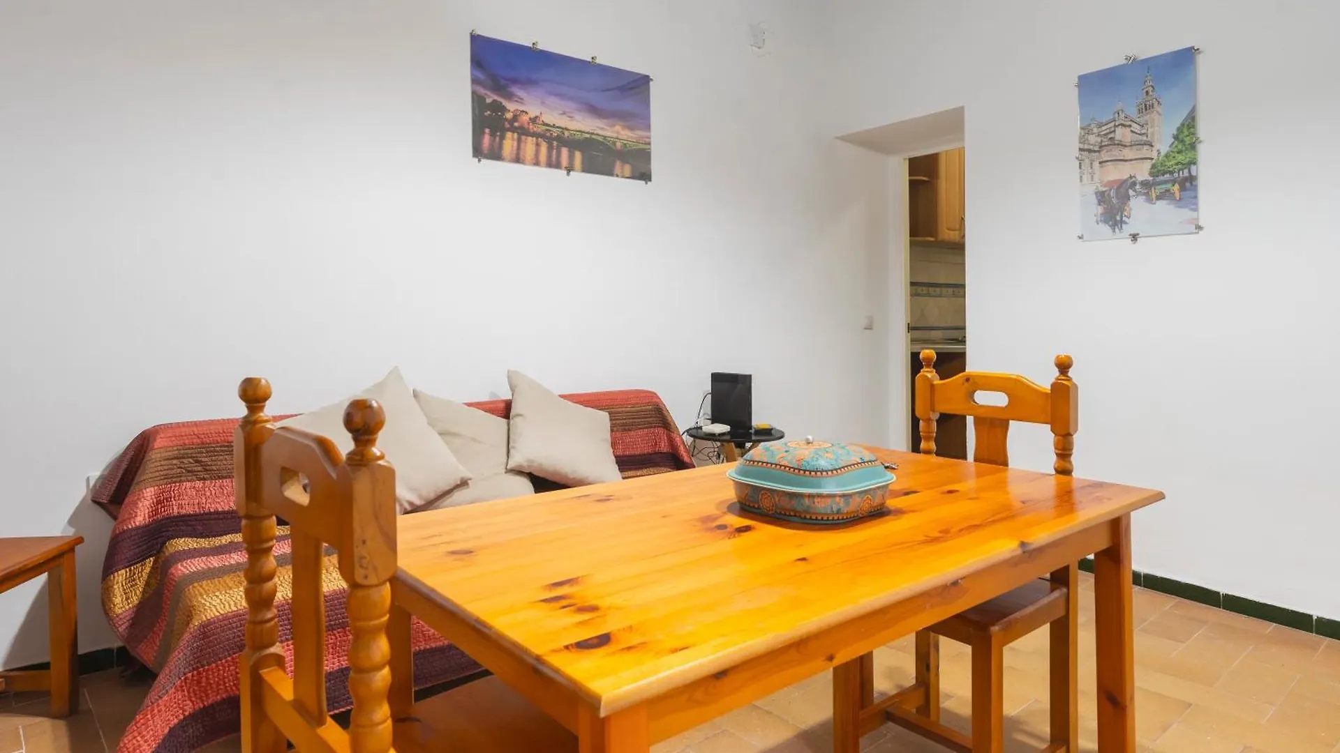 Apartment Apartamento En Puente Triana Seville Spain