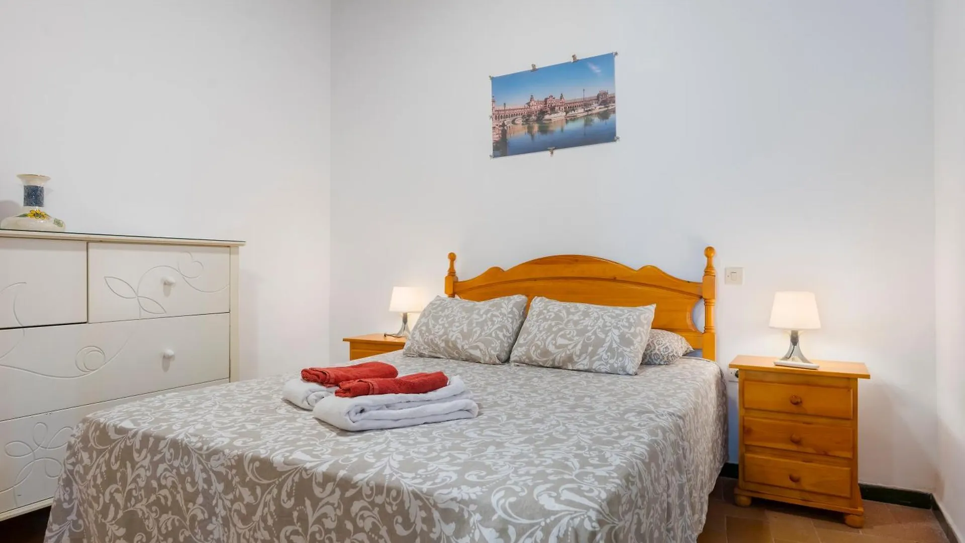 Apartamento En Puente Triana Seville