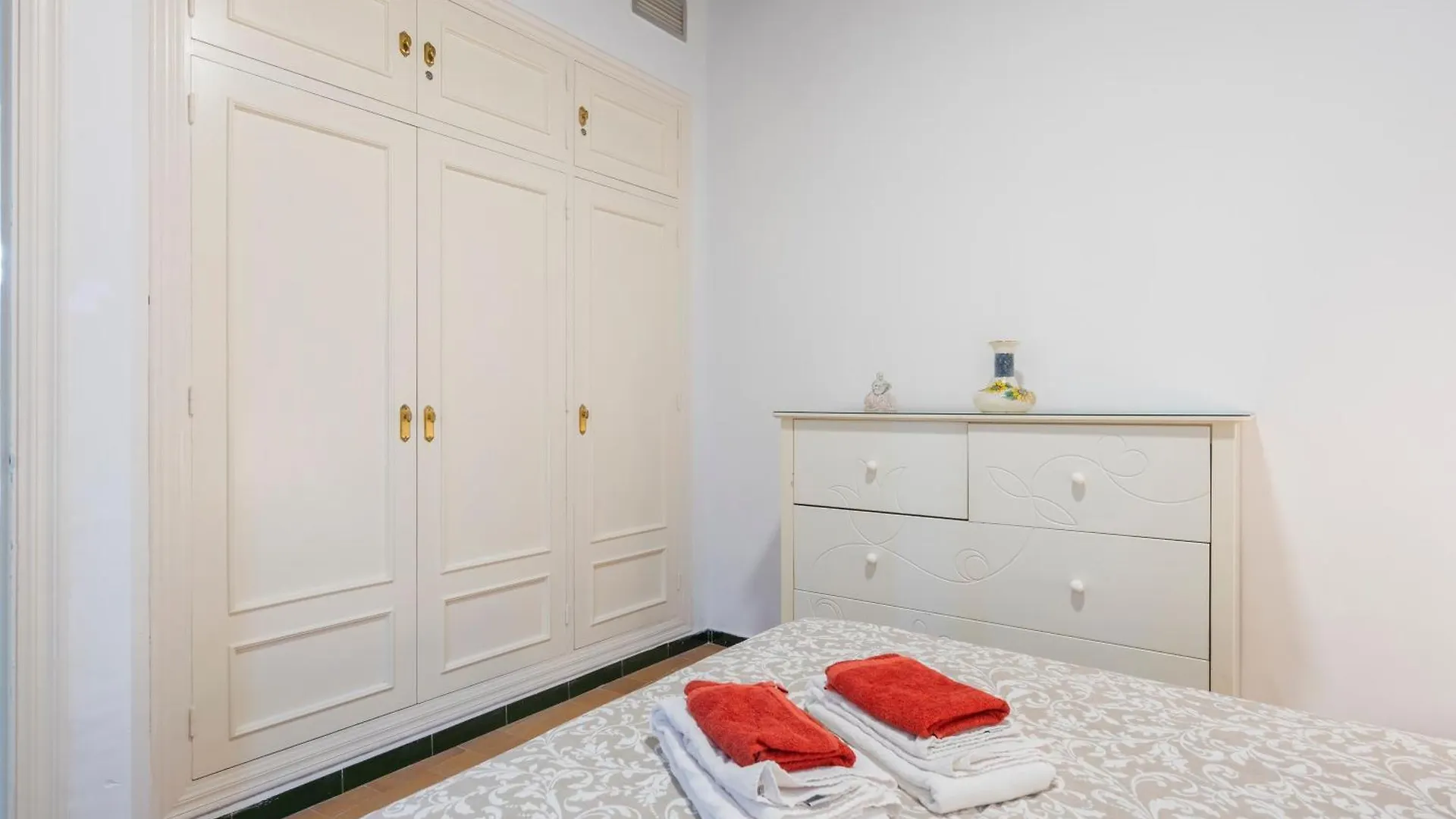 Apartamento En Puente Triana Seville Apartment