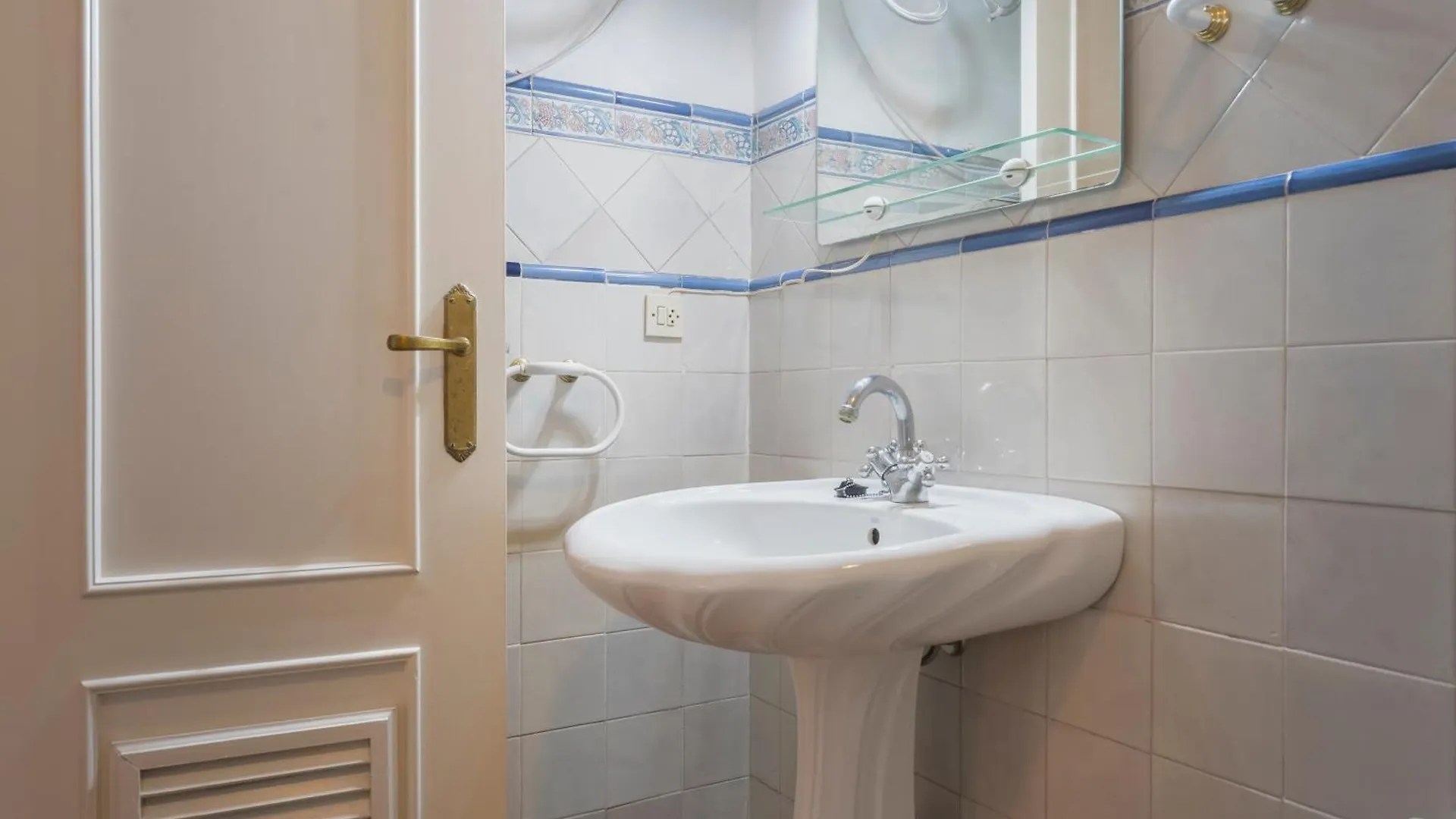 Apartamento En Puente Triana Seville Apartment